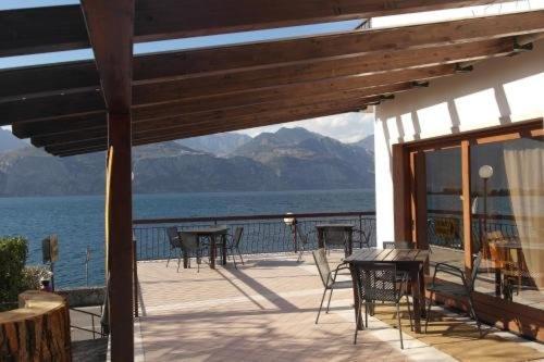 Locanda Bellavista Food&Rooms มัลเชซิเน ภายนอก รูปภาพ