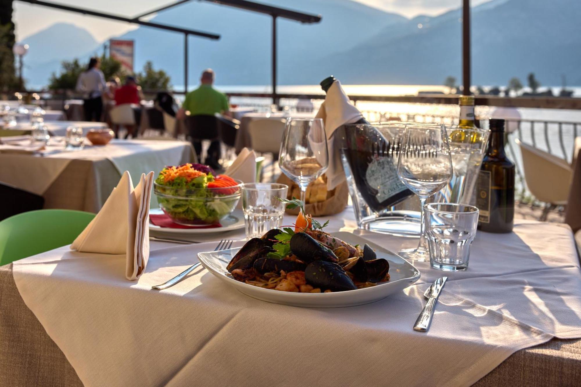 Locanda Bellavista Food&Rooms มัลเชซิเน ภายนอก รูปภาพ